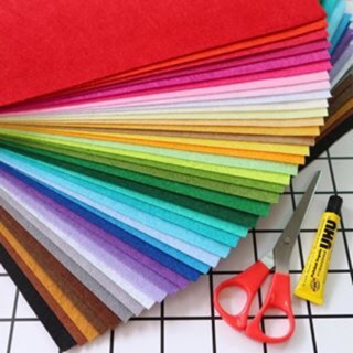 สักหลาดอัดแข็ง 40 สี ขนาด 30x30 cm.