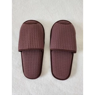 สลิปเปอร์โรงแรม Slippers รองเท้าใส่ในบ้าน พื้นยางอย่างดี