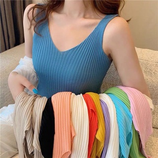 TZT097 🍉🍉ฤดูร้อนใหม่ เสื้อผ้าผู้หญิง เน็ตเรดบิวตี้แบ็ค เสื้อคอวี เสื้อยืดแขนกุด เสื้อถักแขนสั้นสีขาว เสื้อยืด🧃