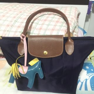 Longchamp size s หูยาว สี burburry สวยมากกก ให้ตุ๊กตาไปด้วย