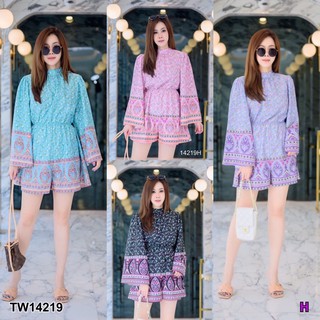 💓🥰ชุดเที่ยว Jumpsuit #สาวอวบ จั๊มสูทขาสั้น ผูกคอ แขนกระดิ่ง ทรงเก๋ โชว์หลังเบาๆ