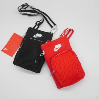 Nike Sports Small Items Crossbody Bag  ของแท้100%