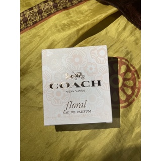 coach floral ตัวดังของแท้ล้าน% จากshop usa กลิ่นคุณหนูมาก