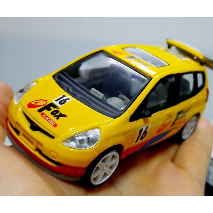 โมเดลรถฮอนด้าแจ๊ส ลายแข่ง Honda Jazz รถโมเดลรถ Scale1:38 โมเดลรถเหล็ก ความยาว 4 นิ้ว ขนาดพกพา โมเดลรถงานโรงงาน Tin's - รูปที่ 2