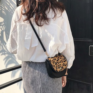 krapaorao กระเป๋า Leopard cross body bag รหัส118