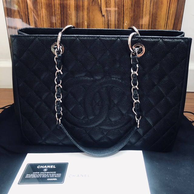 Used Chanel GST Holo17