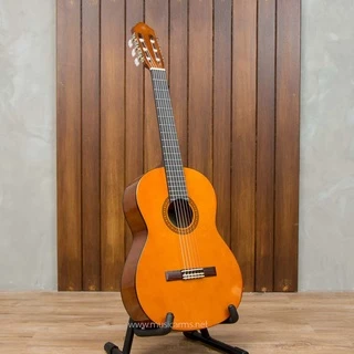 YAMAHA CS40 กีต้าร์คลาสสิก แถมฟรีกระเป๋า Classical Guitar กีต้าร์คลาสสิค