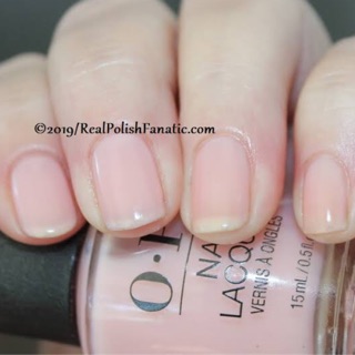 พร้อมส่ง OPI สี Baby, take a vow โทนสีชมพูและเบจนิดๆ เนื้อบางๆ สร้างเลเยอร์ตามต้องการ   แท้ 💯%