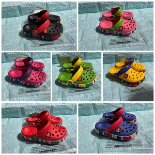 พร้อมส่ง !!! รองเท้าลำลองแฟชั่น เด็ก สไตล์ Crocs Kids Lego - เลโก้ (Unisex)