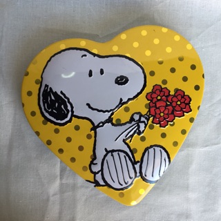 กล่อง Snoopy รูปหัวใจ ❤️💛 ต้อนรับ Valentine