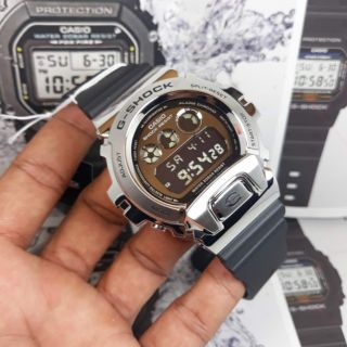 6900b