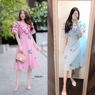 👗Pfashion [ส่งไว!!🚛] P15083 	เดรสอกระบายปักดอกไม้ floral embroidered dress