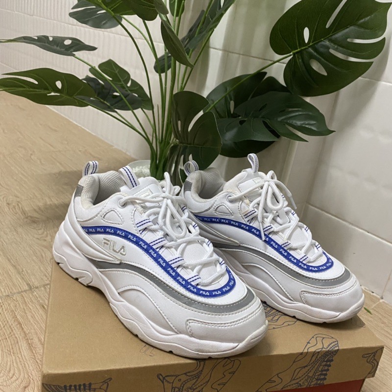 พร้อมส่ง 📌📌 รองเท้าผ้าใบ Fila Ray