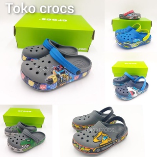 รองเท้าแตะ crocs เหมาะกับใส่ในห้องแล็บ สําหรับเด็ก