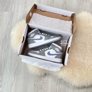 AJ Mid Wolf Grey สีเทา !!