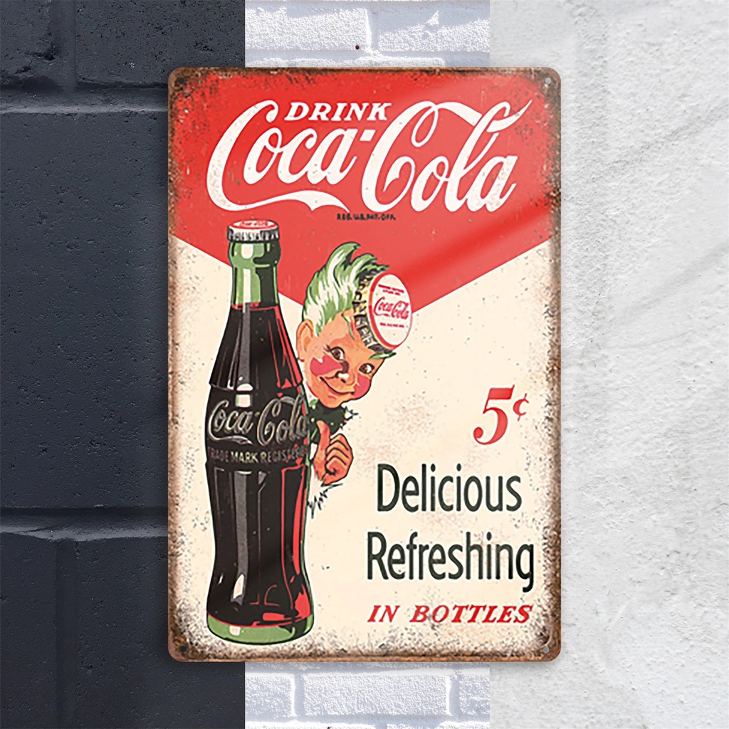 Coca Cola ป้ายดีบุกโลหะตกแต่งผนังสําหรับตกแต่งห้องของคุณตกแต่งผนังที่ไม่ซ้ํากัน - น้ําแข็งเย็นขายที่