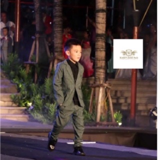 Green Boy Suit สูทเด็ก  ใส่สวย สูทเด็กลำลอง เซท 2 ชิ้น ขนาด 7, 9, 11, 13, 15, 17(1-11 ปี)