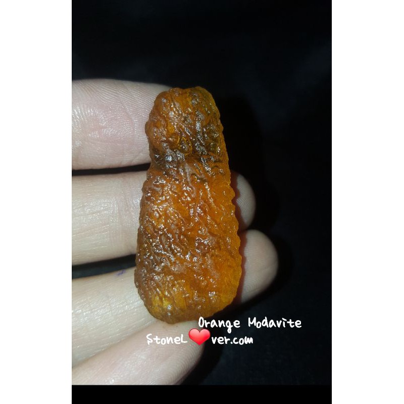 #Modavite / หินธรรมชาติมอลดาไวต์สีส้ม#OrangModavite
#มอลดาไวต์ หรือ สะเก็ดดาวสีส้ม