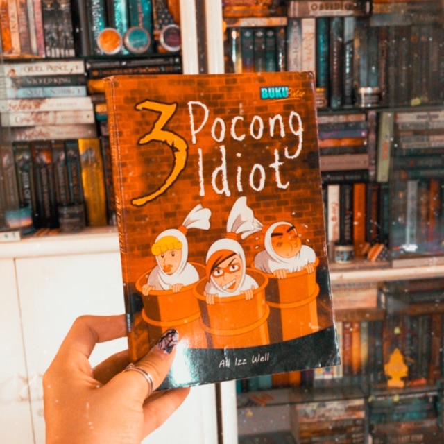 3 Pocong Idiot (หนังสือตลก)