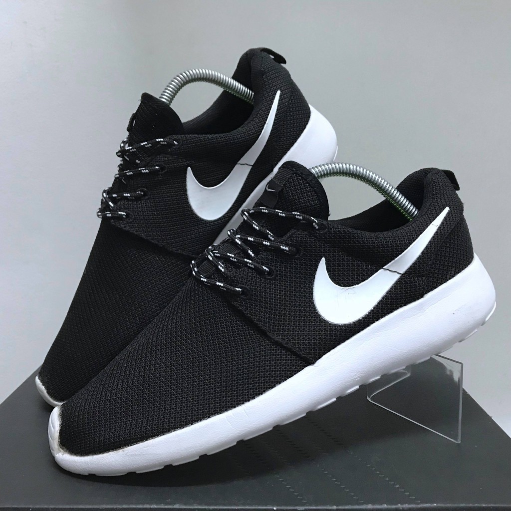 nike roshe run 2016