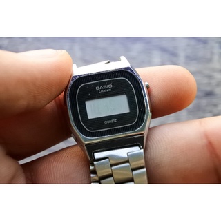 นาฬิกา Vintage มือสองญี่ปุ่น Vintage Casio 401 LB611 24 mm Lithium Quartz Watch for Women หายาก ใช้งานได้ปกติ หน้าปัด