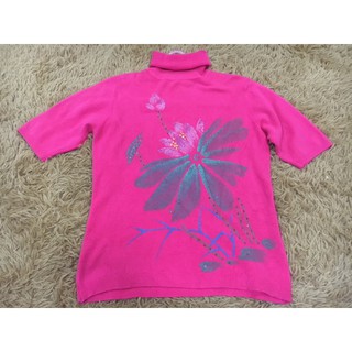 Pink Tshirtเกาหลี ปล่อย เสื้อคอตั้ง งานดี งานเพ้นสีสวยหวาน สภาพดีอกกว้างถึง 38-42  ยาว 25