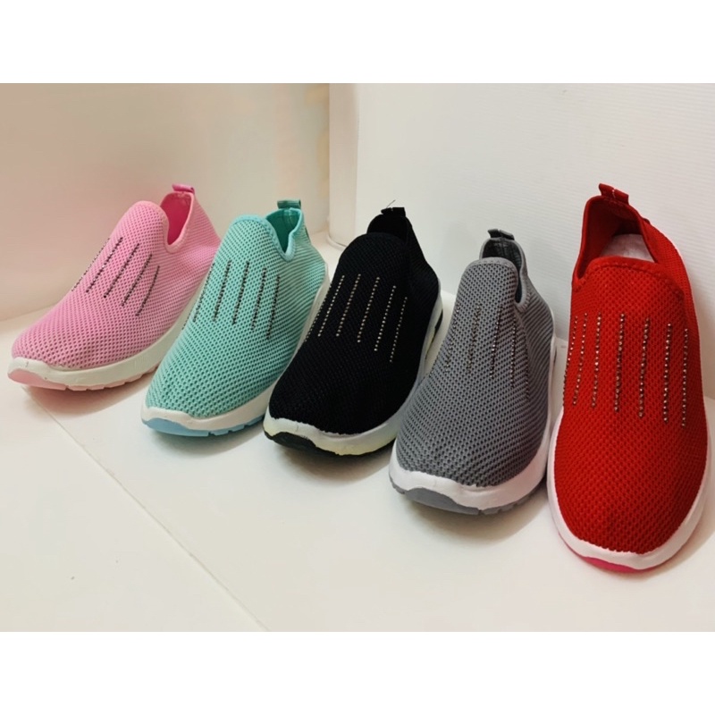 💥sale💥รองเท้าผ้าใบผู้หญิง💕พร้อมส่ง💕