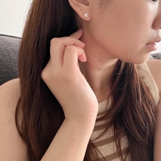A.piece ต่างหูเงินแท้ [all silver 925] Blossom stud earrings
