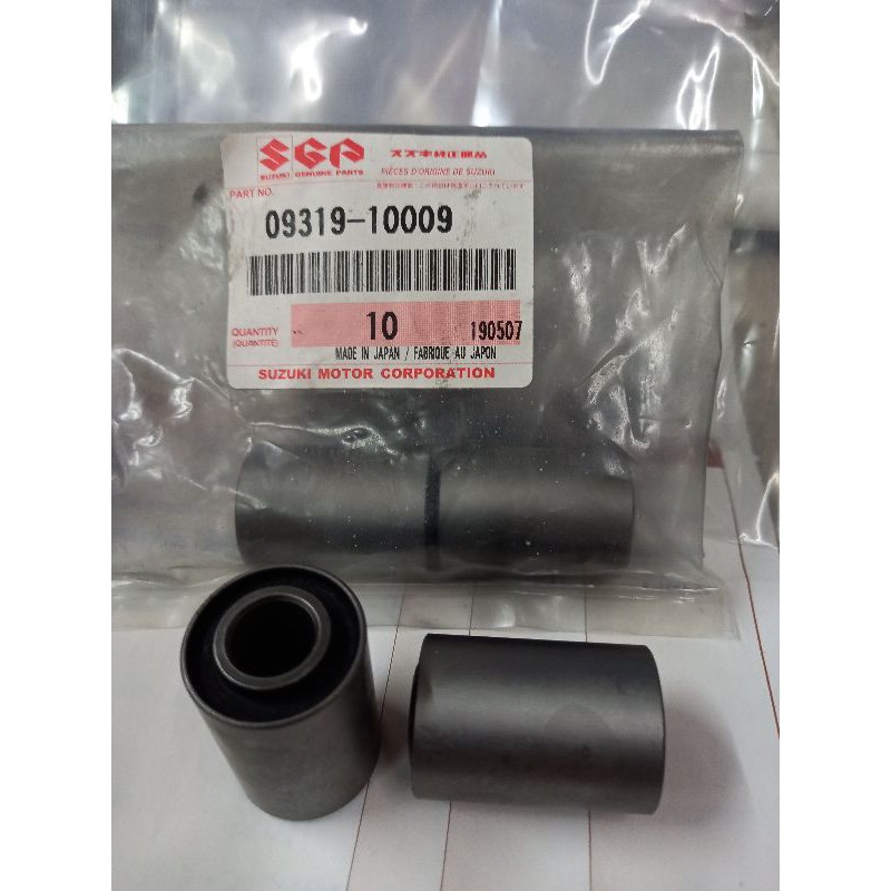 บูทตะเกียบหลังแท้100% suzuki Rc100 /RC110 ราคาคู่ละ