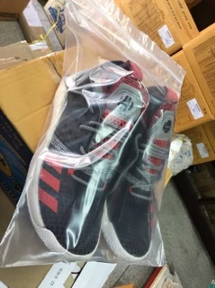 ถุงซิปใส่รองเท้าผ้าใบ 5 บาท (ถุงซิป)