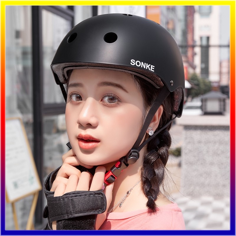 หมวกกันน็อคป้องกันกระแทก Safety Helmet  หมวกกันน็อคนิรภัย หมวกกันน็อคสเก็ตบอร์ด จักรยาน เหมาะสำหรับทั้งผู้ใหญ่และเด็ก