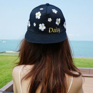 หมวกDaisyเหลือสีขาวจ้า