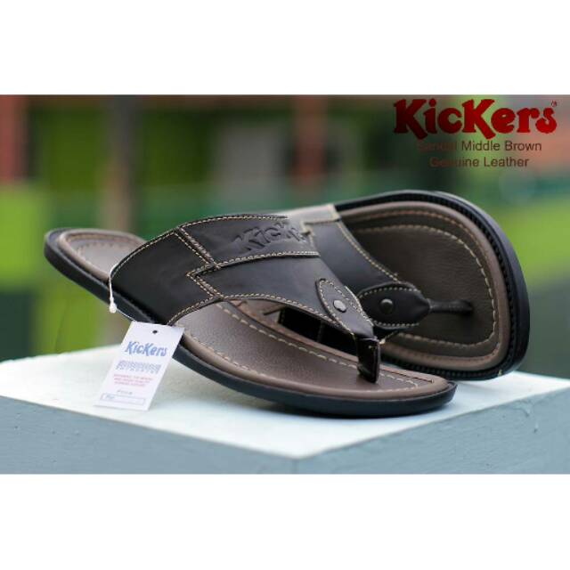 รองเท้าแตะ Kickers**
