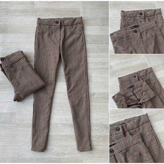Leftie Trousers กางเกงผ้า เอวกลาง ลาย Gingham Check  ผ้ายืดได้เยอะ ลายสวย ผ้าใส่สบาย
