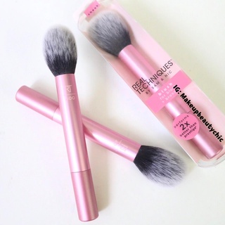 Real Techniques Finish Blush Brush รุ่น​ 400