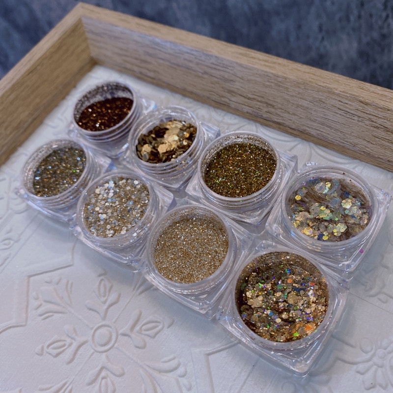 อุปกรณ์ทําเล็บใหม่ กลิตเตอร์เล็บ สไตล์ญี่ปุ่นที่กําหนดเอง Astringent Powder Series All-Match glitter เลื่อมตกแต่งเล็บแต่งเล็บ Bright Starlight Powder อุปกรณ์เสริม 8 กระป๋อง