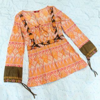 ‼️SALE‼️ เสื้อแขนยาว ลาย Bohemian Brand EDC สีส้มน้ำตาล มือ 1 เก่าเก็บ
