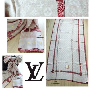 ผ้าคลุมไหล่ /ผ้าพันคอ style  Brand  Lv