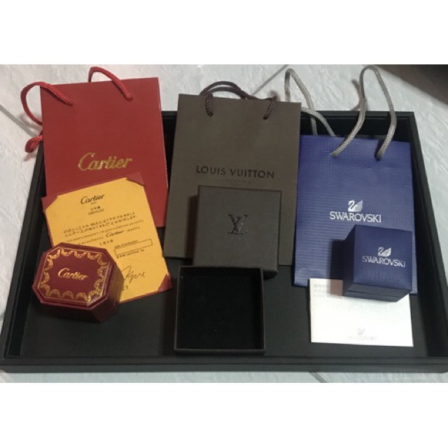 ❁ஐ✉เซ็ทกล่องแหวน Cartier อุปกรณ์ครบ กล่องแหวน การ์ด และถุงกระดาษค่ะ