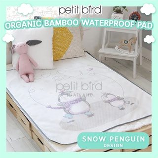 PETIT BIRDผ้ารองกันน้ำออร์เเกนิค BAMBOO SERIES _ SNOW PENGUIN DESIGN