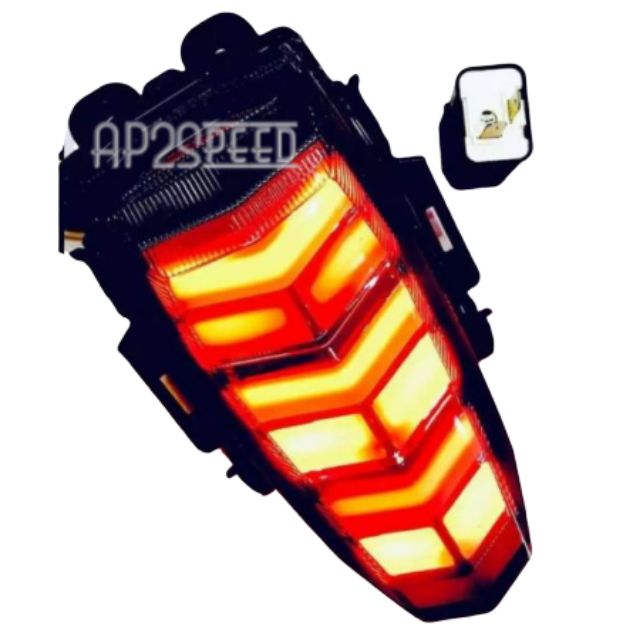 ไฟท้าย, ไฟเลี้ยวในตัว​ ALL​ NEW​ R15​ (ปี​2017-2019)​