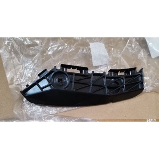 พลาสติกยึดปลายกันชนหลัง RH ขวา Vios 07-2013 NCP93 แท้