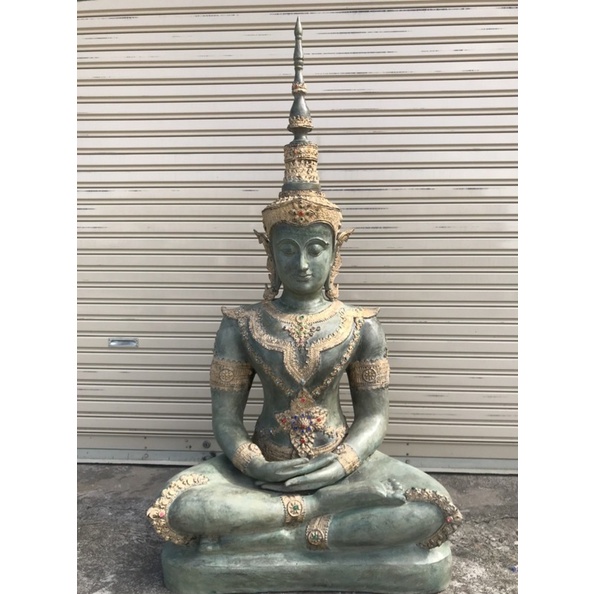 พระมหาจักรพรรดิทรงเครื่องหน้าตัก30นิ้ว
