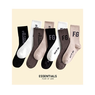 [ 💥ส่งฟรี 189.-] ถุงเท้า essentials  2 แบบ 4 สี ผ้านิ่มใส่สบาย ใส่ได้ทุกเพศ ใส่กับกางเกงขาสั้น ทรงครึ่งแข้ง