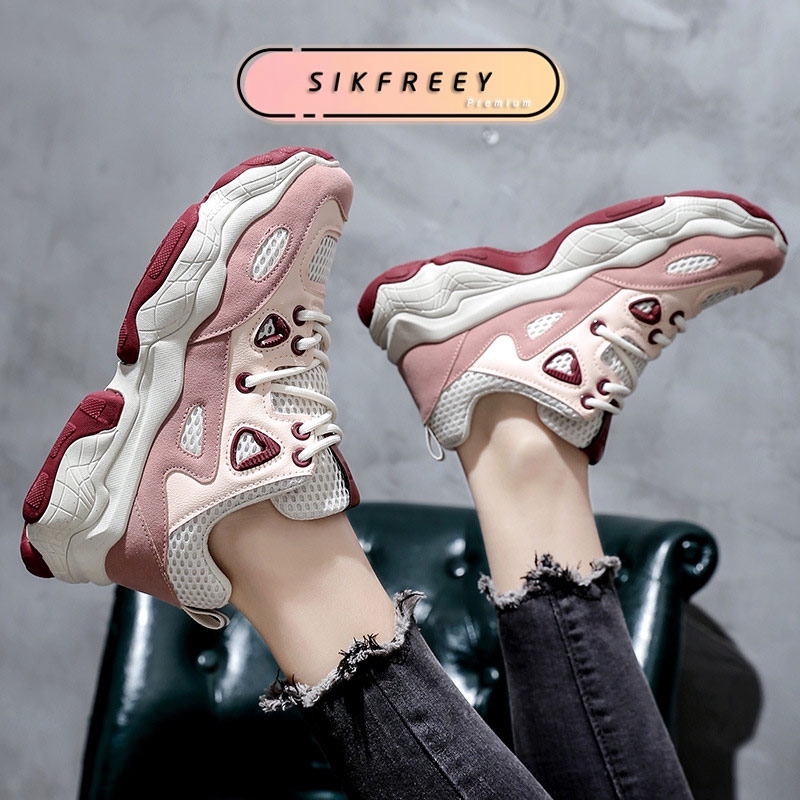 รองเท้าผู้หญิง รุ่นใหม่ล่าสุด ขายส่ง Sikfreey Premium pantip