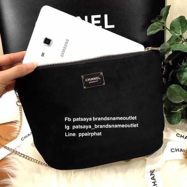 ห้ามพลาด! Limited Edition! Chanel Cosmetic Crossbody Bag With Chain แท้💯กระเป๋าถือหรือสะพายพรีเมี่ยมของเเท้จาก Chanel