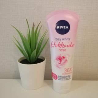 🔥Clearancesaleหมดอายุ10/2023🔥NIVEA rosy white Hokkaido rose ไวท์เทนนิ่งวิปโฟม(100ml)