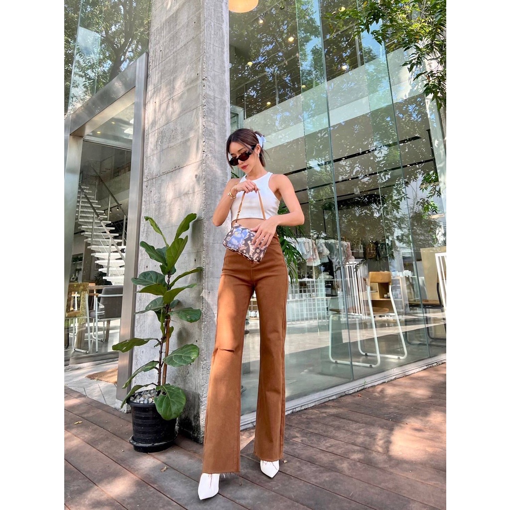 Promthong Jeans กางเกงยีนส์ขายาวทรงขาบานเล็ก แต่งขาดเข่าเบาๆสุดชิค ...