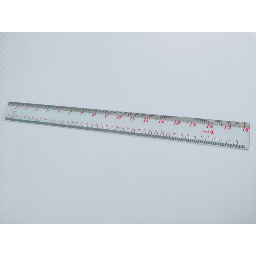 KTS (ศูนย์เครื่องเขียน) ไม้บรรทัดพลาสติก(แข็ง) 18