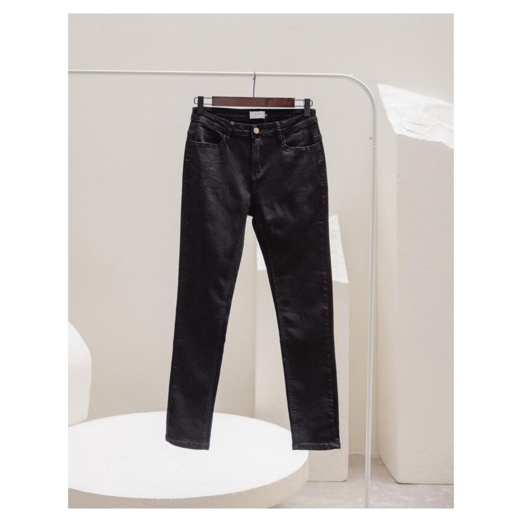 YNO Black denim trousers กางเกงยีนส์ขายาวสีดำ 27138